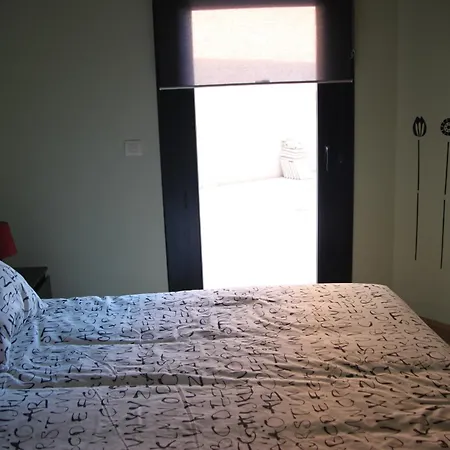 Apartamento Losillas 2 *